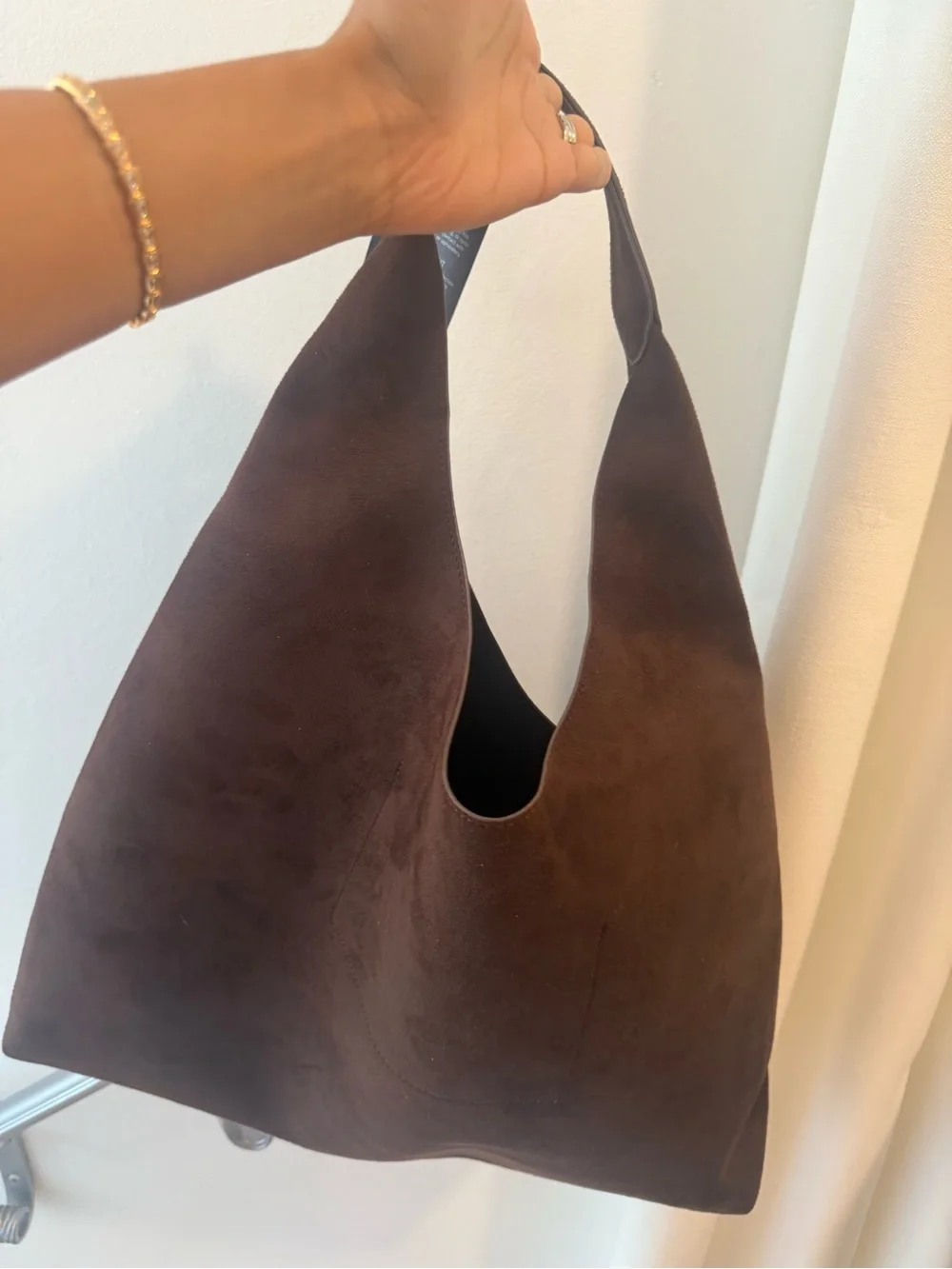 SOLD !!Brand new with tag Gap Brown Suede Hobo Tote Bag - Picture 3 of 5